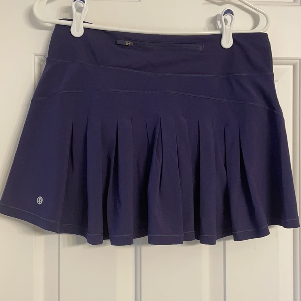 Lululemon Tennis skirt-Size 6 Tall